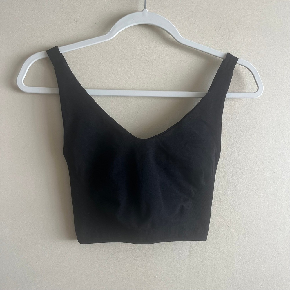 Free People Movement Good Karma Bra Size XS/S Black Ribbed V-Neck Back Cutout